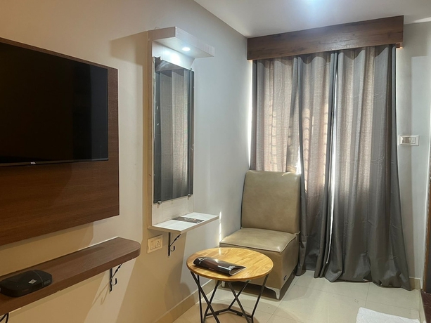 Imagen de la habitación del Hotel Avenue Suites. Foto 2