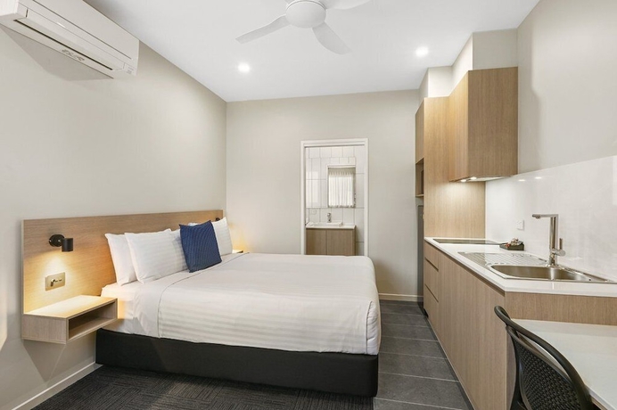 Imagen de la habitación del Hotel Avenue West Studio Units. Foto 15