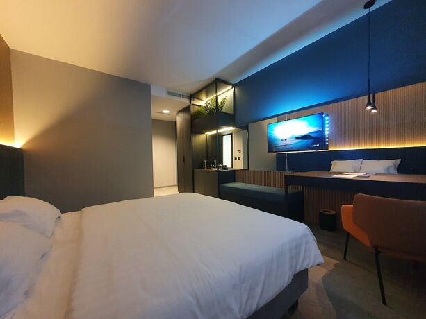 Imagen de la habitación del Hotel Avenue21. Foto 20