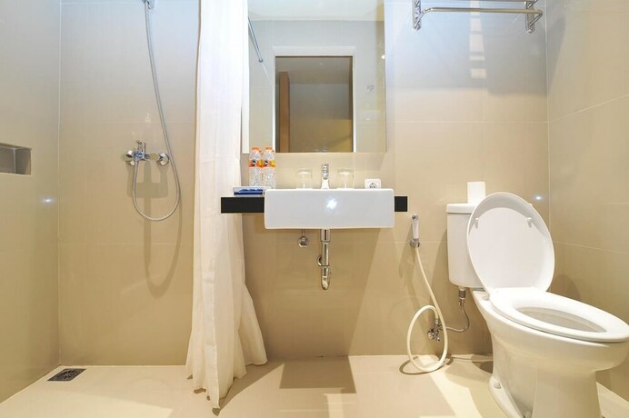 Imagen de la habitación del Hotel Aveon Express Yogyakarta By Daphna International. Foto 21