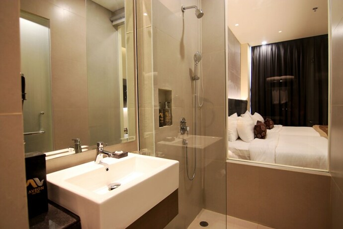 Imagen de la habitación del Hotel Aveon Hotel Yogyakarta. Foto 6