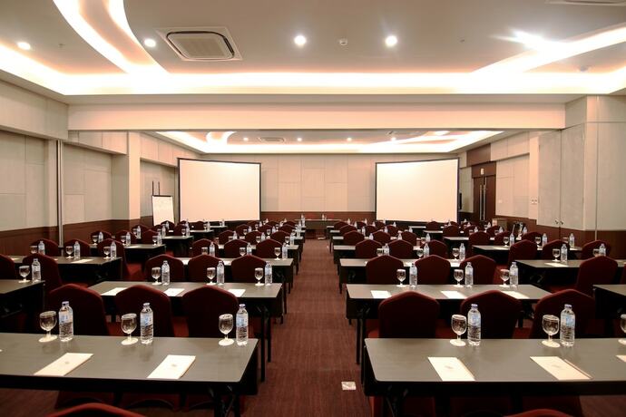 Imagen de los interiores del Hotel Aveon Hotel Yogyakarta. Foto 18