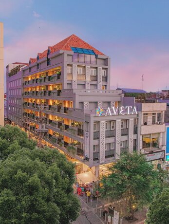 Imagen general del Hotel Aveta Malioboro. Foto 10