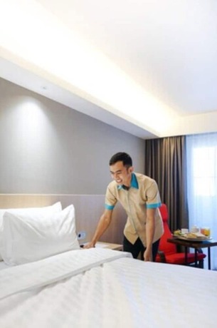 Imagen de la habitación del Hotel Aveta Malioboro. Foto 28