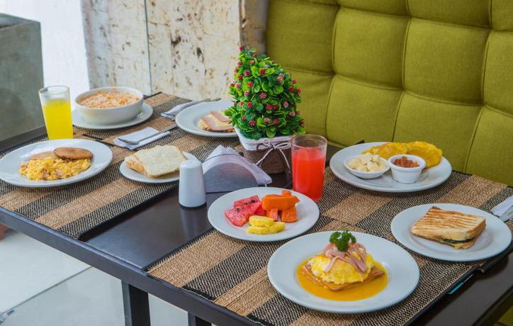 Imagen general del Hotel Avexi Suites By Geh Suites. Foto 16