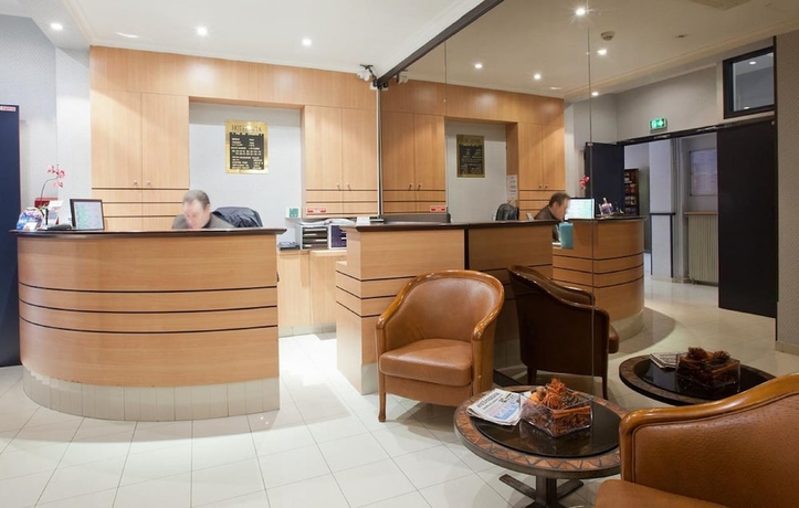 Imagen de los interiores del Hotel Avia Saphir Montparnasse. Foto 13