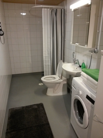 Imagen de la habitación del Hotel Avia Suites Vantaa. Foto 11