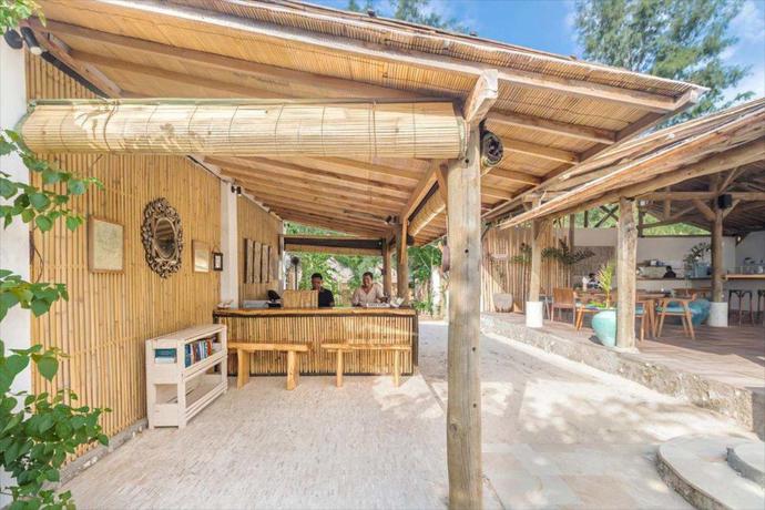 Imagen de los interiores del Hotel Avia Villa Resort. Foto 9