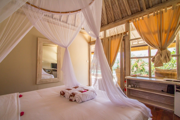 Imagen de la habitación del Hotel Avia Villa Resort. Foto 7