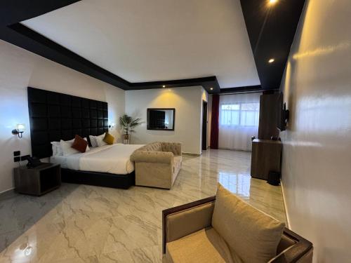 Imagen general del Hotel Avian Court. Foto 11