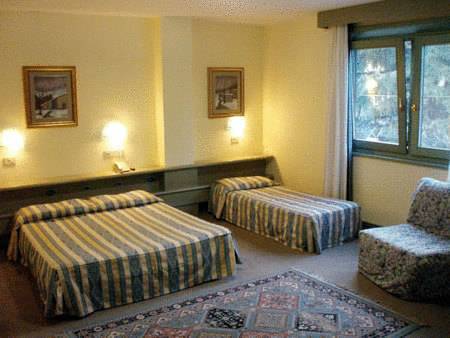 Imagen de la habitación del Hotel Aviano Palace. Foto 2