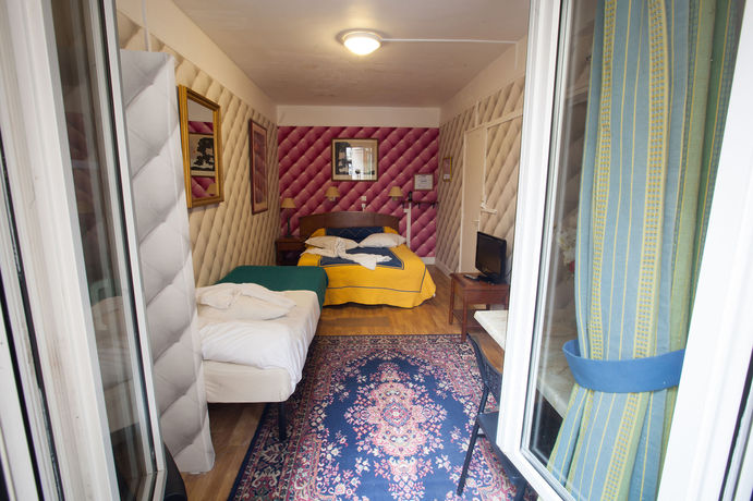 Imagen de la habitación del Hotel Aviatic. Foto 5