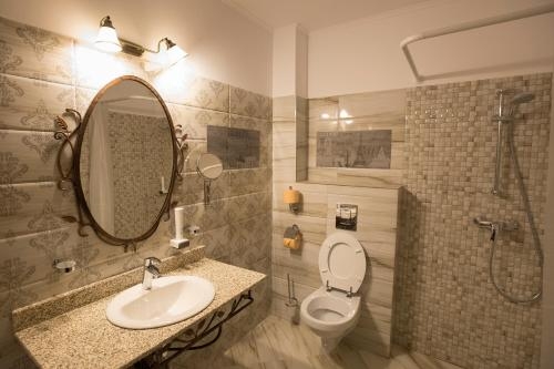Imagen de la habitación del Hotel Aviator Boutique. Foto 7