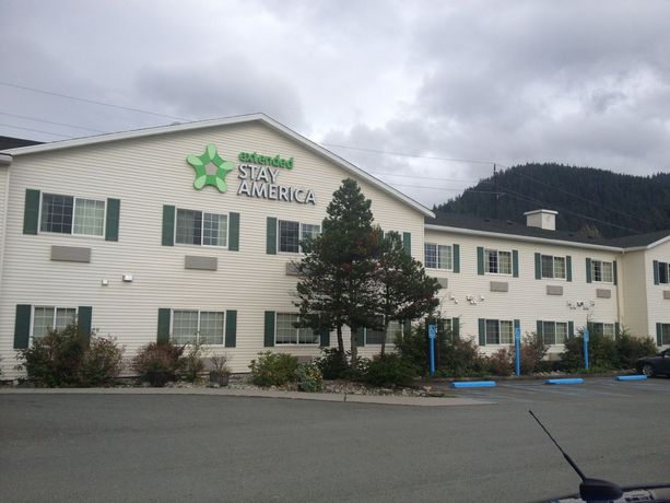 Imagen del bar/restaurante del Hotel Aviator Suites Juneau Airport by Aspen. Foto 2