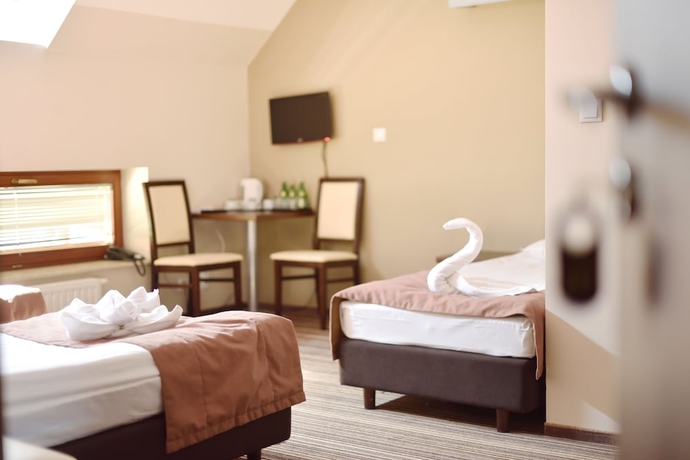 Imagen de la habitación del Hotel Aviator Wellness and Spa. Foto 2