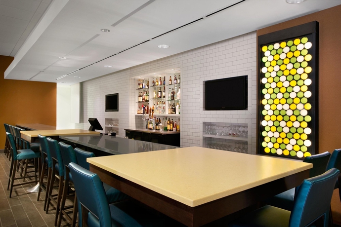 Imagen de los interiores del Hotel Aviator and Suites, Bw Signature Collection. Foto 8