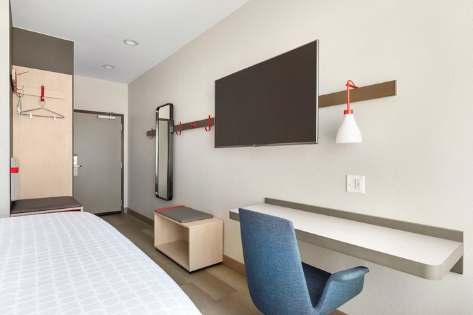 Imagen de la habitación del Hotel Avid Boston Logan Airport - Revere, an IHG. Foto 6