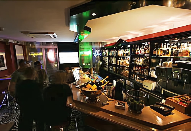 Imagen del bar/restaurante del Hotel Avidonapartments. Foto 6