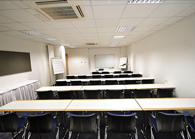 Imagen de los interiores del Hotel Avidonapartments. Foto 15