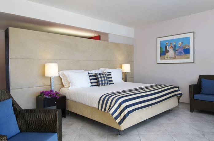 Imagen de la habitación del Hotel Avila Beach. Foto 4