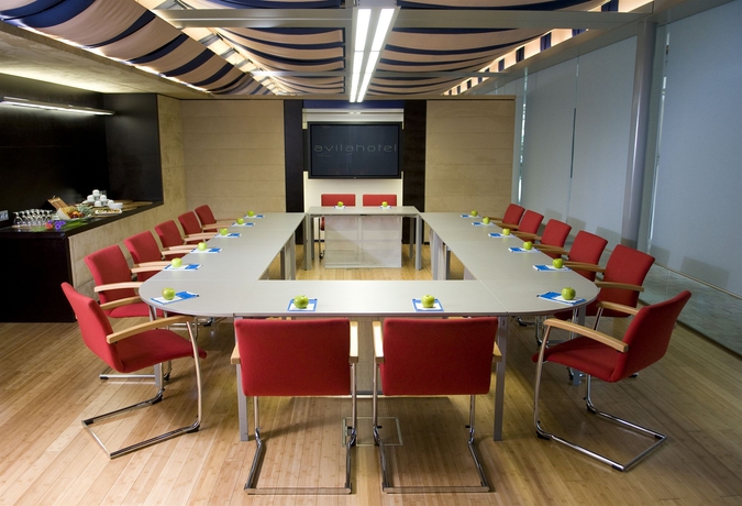 Imagen de los interiores del Hotel Avila Beach. Foto 15