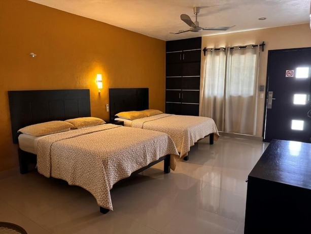 Imagen de la habitación del Hotel Avila. Foto 7