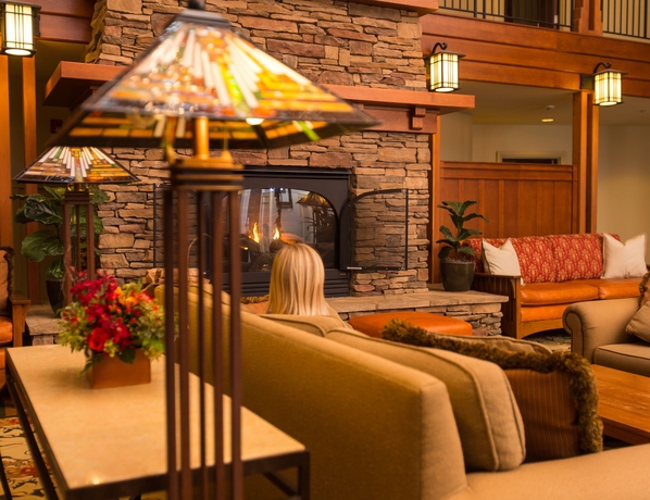 Imagen de los interiores del Hotel Avila Village Inn. Foto 13