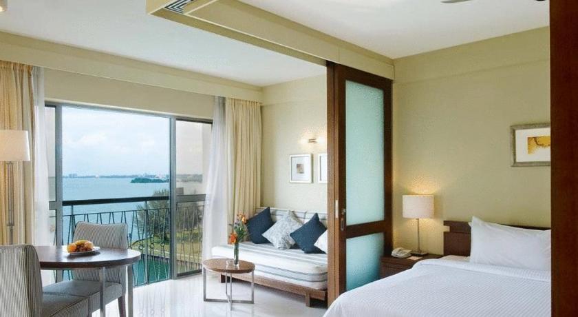 Imagen general del Hotel Avillion Admiral Cove. Foto 5