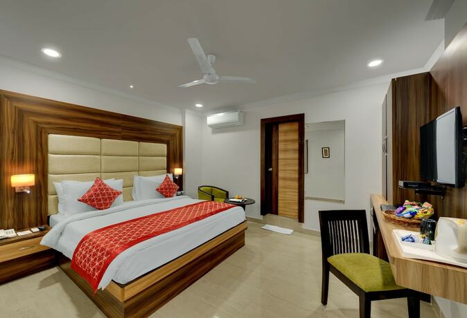 Imagen de la habitación del Hotel Avins Beacon. Foto 20