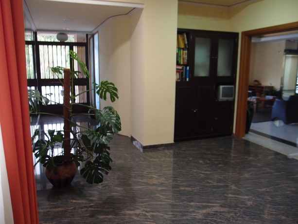 Imagen de los interiores del Hotel Avi&oacute;n Vigo. Foto 12