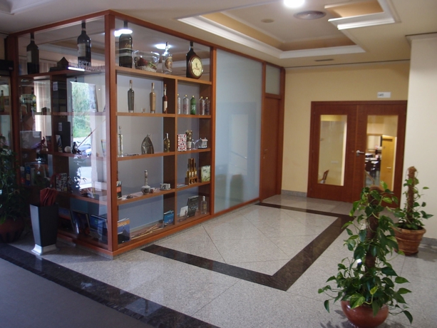 Imagen de los interiores del Hotel Avi&oacute;n Vigo. Foto 13