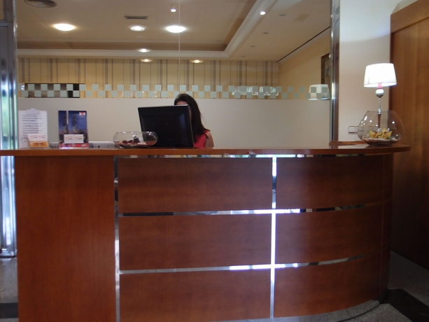 Imagen de los interiores del Hotel Avi&oacute;n Vigo. Foto 15