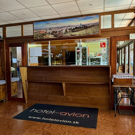 Imagen de los interiores del Hotel Avion, Bratislava. Foto 15