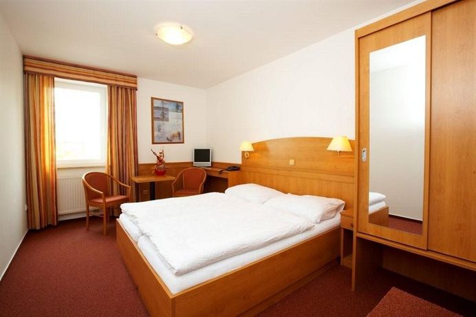 Imagen de la habitación del Hotel Avion, Praga. Foto 8