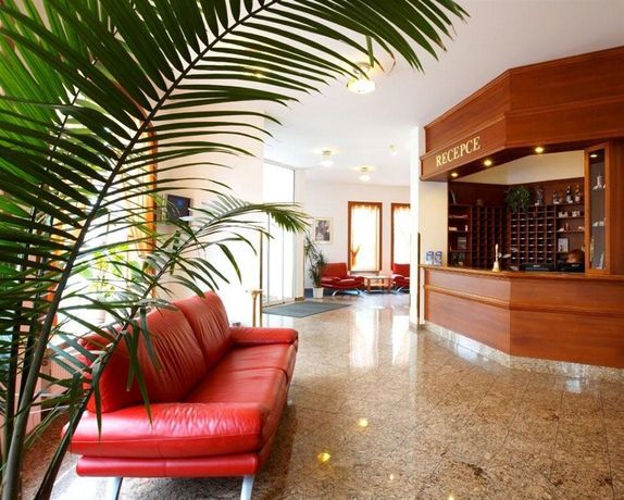 Imagen de los interiores del Hotel Avion, Praga. Foto 11