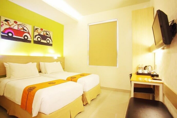 Imagen de la habitación del Hotel Avirahotel Panakkukang. Foto 5