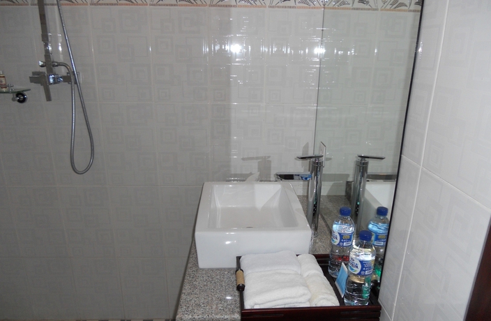 Imagen de la habitación del Hotel Avisara Villa. Foto 5