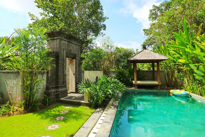 Imagen de la piscina del Hotel Avisara Villa & Suite. Foto 11