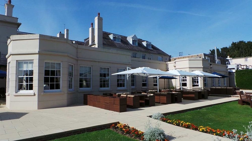Imagen de los exteriores del Hotel Avisford Park. Foto 11