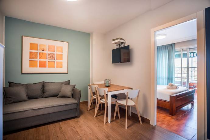 Imagen de la habitación del Hotel Avital. Foto 12