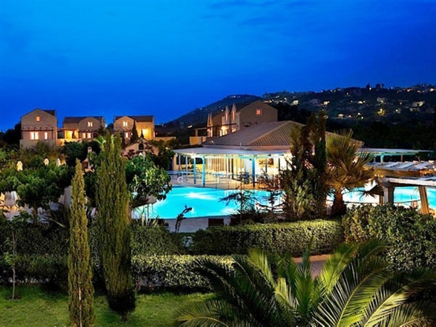 Imagen general del Hotel Avithos Resort Apartments. Foto 5