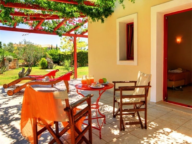 Imagen general del Hotel Avithos Resort Apartments. Foto 11