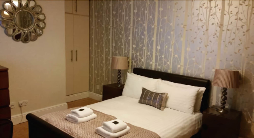 Imagen de la habitación del Hotel Aviva Studio. Foto 2