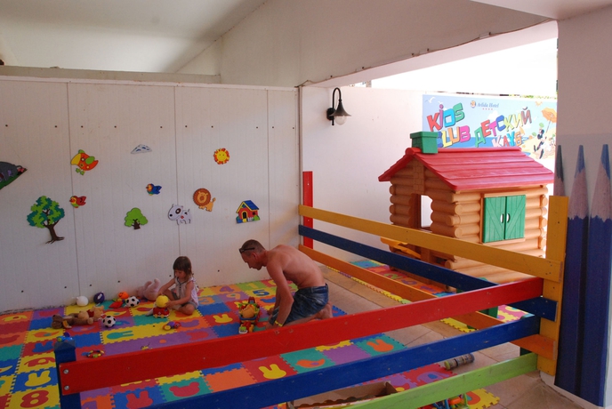 Imagen de los interiores del Hotel Avlida. Foto 10