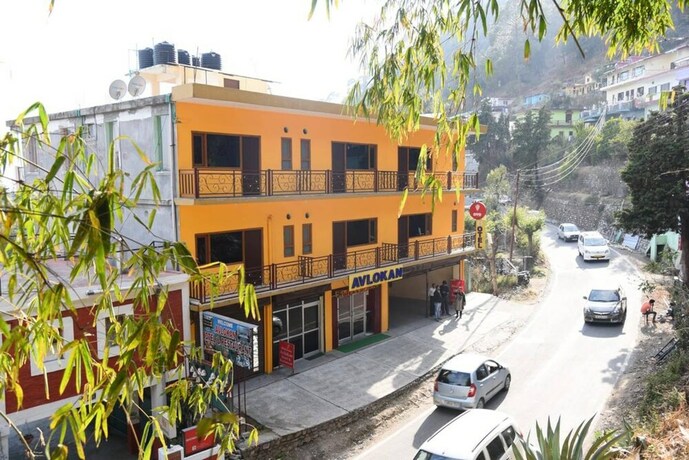 Imagen de los exteriores del Hotel Avlokan. Foto 30
