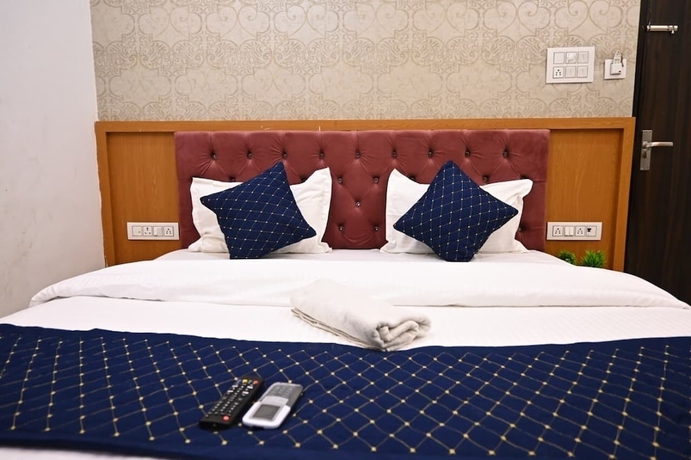 Imagen de la habitación del Hotel Avni. Foto 9