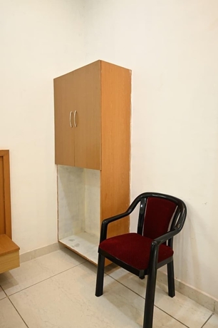 Imagen de la habitación del Hotel Avni. Foto 13