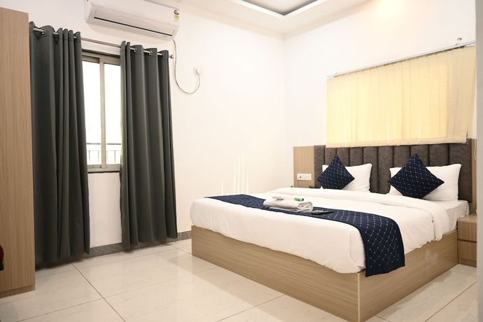 Imagen de la habitación del Hotel Avni. Foto 16