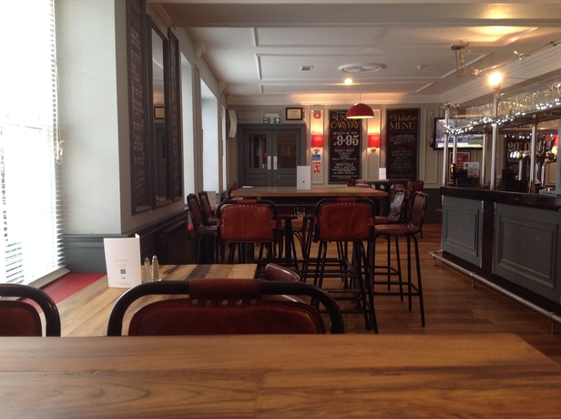 Imagen del bar/restaurante del Hotel Avon Gorge By Du Vin. Foto 8