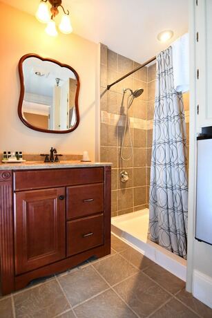 Imagen general del Hotel Avon Inn. Foto 7